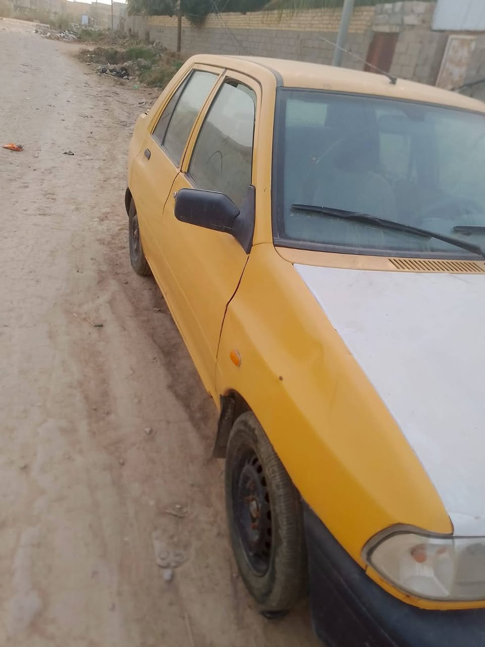 سياره سايبه موديل 16للبيع مكينه كايمه عوزه بس مكينه وجاملغ بيه خلفي وامامي السعر 29وبيه مجال ***********اتصال
