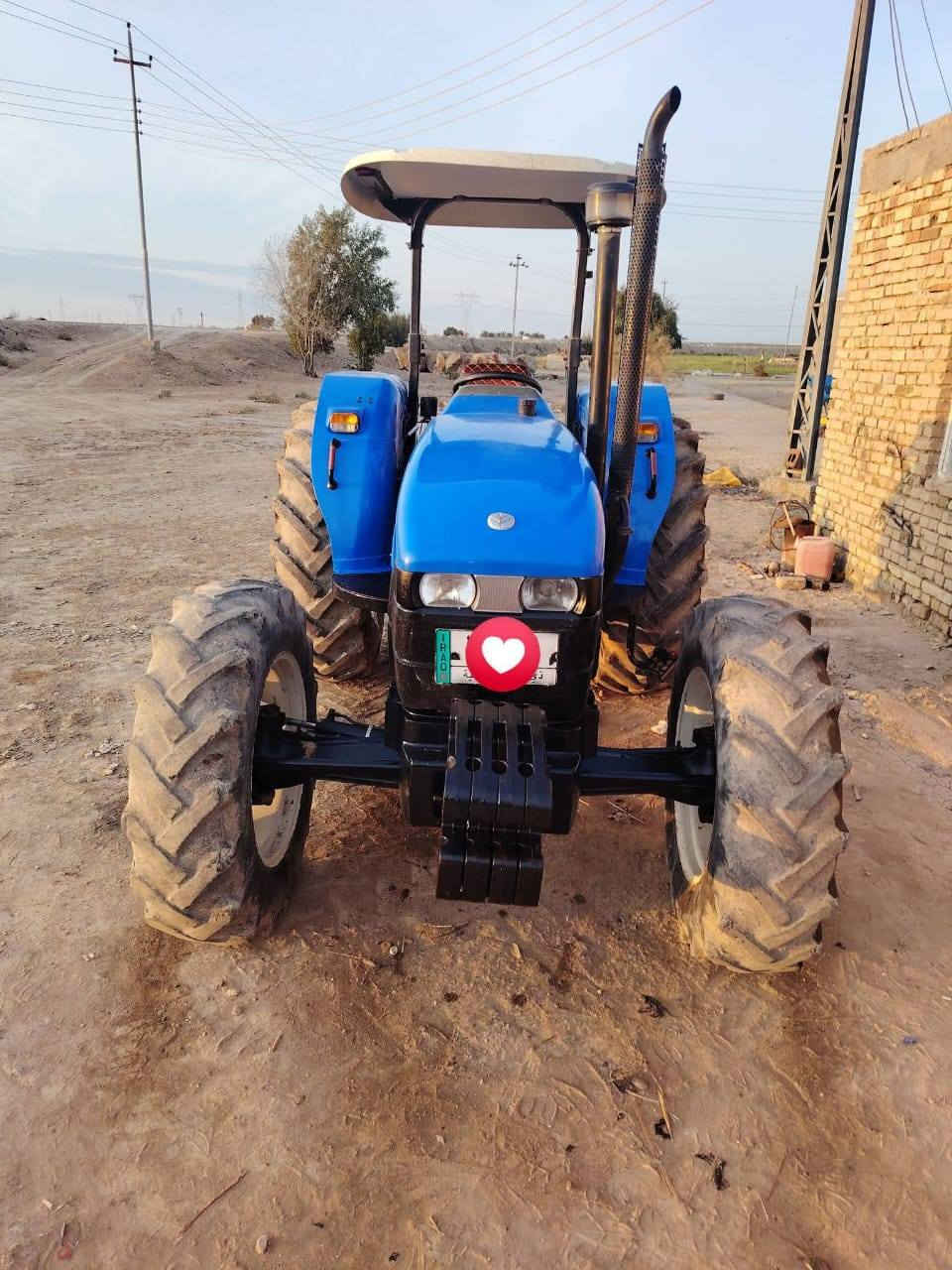 للبيع مكينه نيو هولند  حجم 80         موديل 2014 رقم ذي قار  
***********
***********
