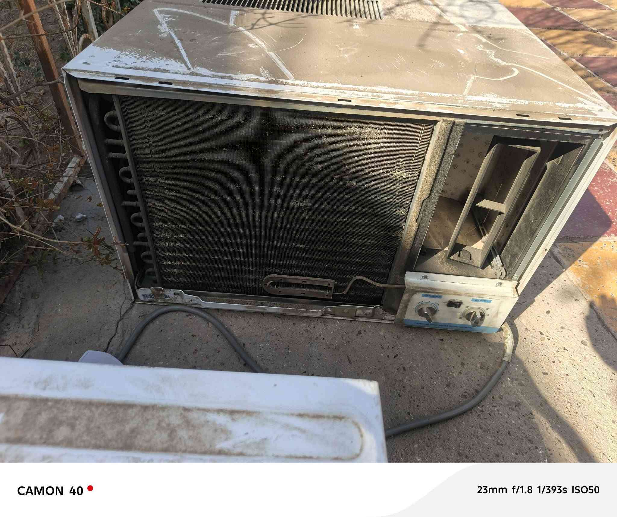 السلام عليكم سبلت طن ونص توسوت ومكيف ميدياء طنين مكيف طن انفيرتر المكيفات مستخدم بس هاي صيفيه سعر كلي من الخير 600قفل شراي يتصل ***********المكان معامل واتساب فقط مازنجر مايشتغل
