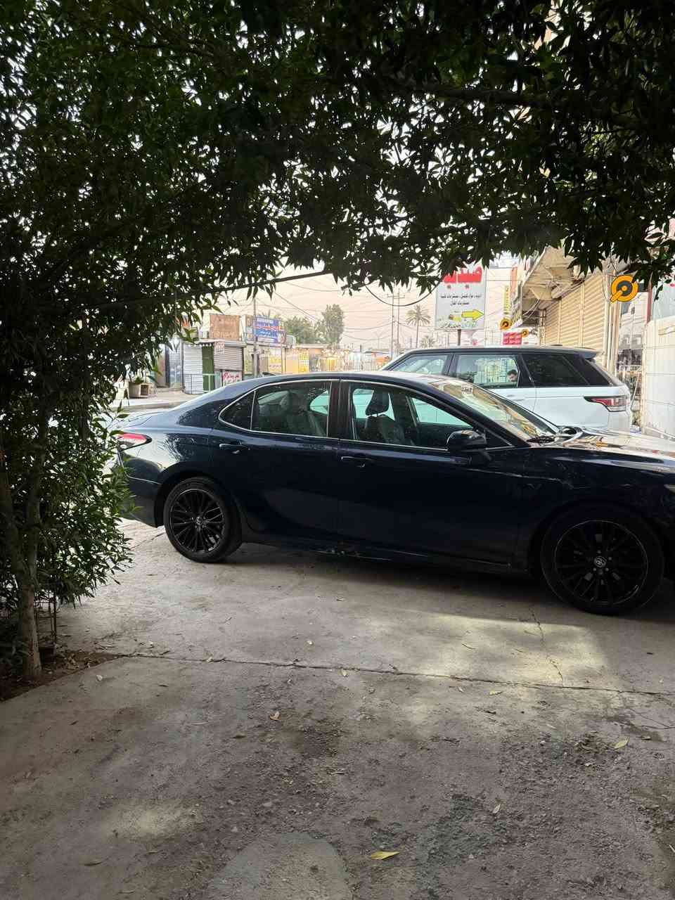 كامري 2020 se 
امريكي حادث جاملغ خلفي مضروب 
ولباب مباوك صبغ وثاني كلير 
بجم كبس بدون ارباك 
مواصفات 
كشن جلد 
فتحه 
ونواعم 
صدر جديد 
رقم بغداد بسمي 
ماشيه 107 
                                  سعر 158 
***********
مكاني بغداد الجزيرة السياحية 
لاتصال افضل من المراسله
