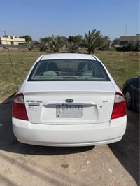 كيا اسبكترا • ٢٠٠٦ • محرك ٢٠٠٠