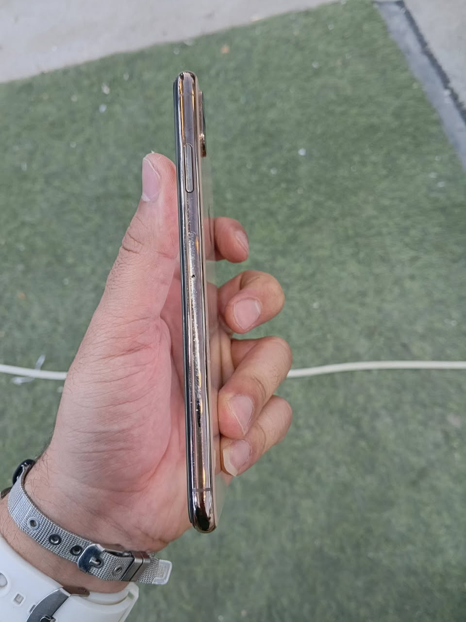 السلام عليكم للبيع ايفون Xs max 
ذاكرة 64 بطارية 78 جهاز وتر ممفتوح ولا مبدل بي اي قطعة 
مشكلة الجهاز فقط الفطور ب بلازمه والضهر وفيس ايدي مشكلة الباقي كلة كفالة عامة كله شغال وبلادي ممفتوح سعر 120 بي مجال حك الجية مكان بغداد شراي اتصل 
***********
