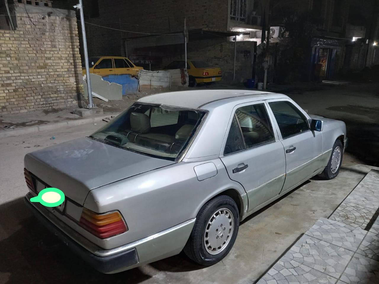 مارسدس دب رقم بغداد صدامي بسم بنيه حاليا مسافره عندي وكاله خاصه موديل1991 حاليا موجوده بميسان نقص تبريد سياره جاهزه قبل اسبوع بدلت حداديه خلفيه جديده
الاستفسار ***********
السعر45 وبيهه مجال❤️
