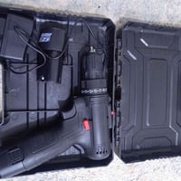 درين مستخدم شي قليل السعر ١٥الف 07732262802