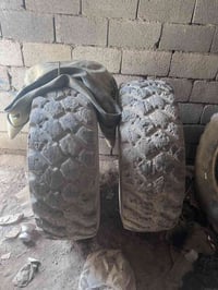 تايرات نص عمر جبلي مستعملات للبيع زوجين 07725008951