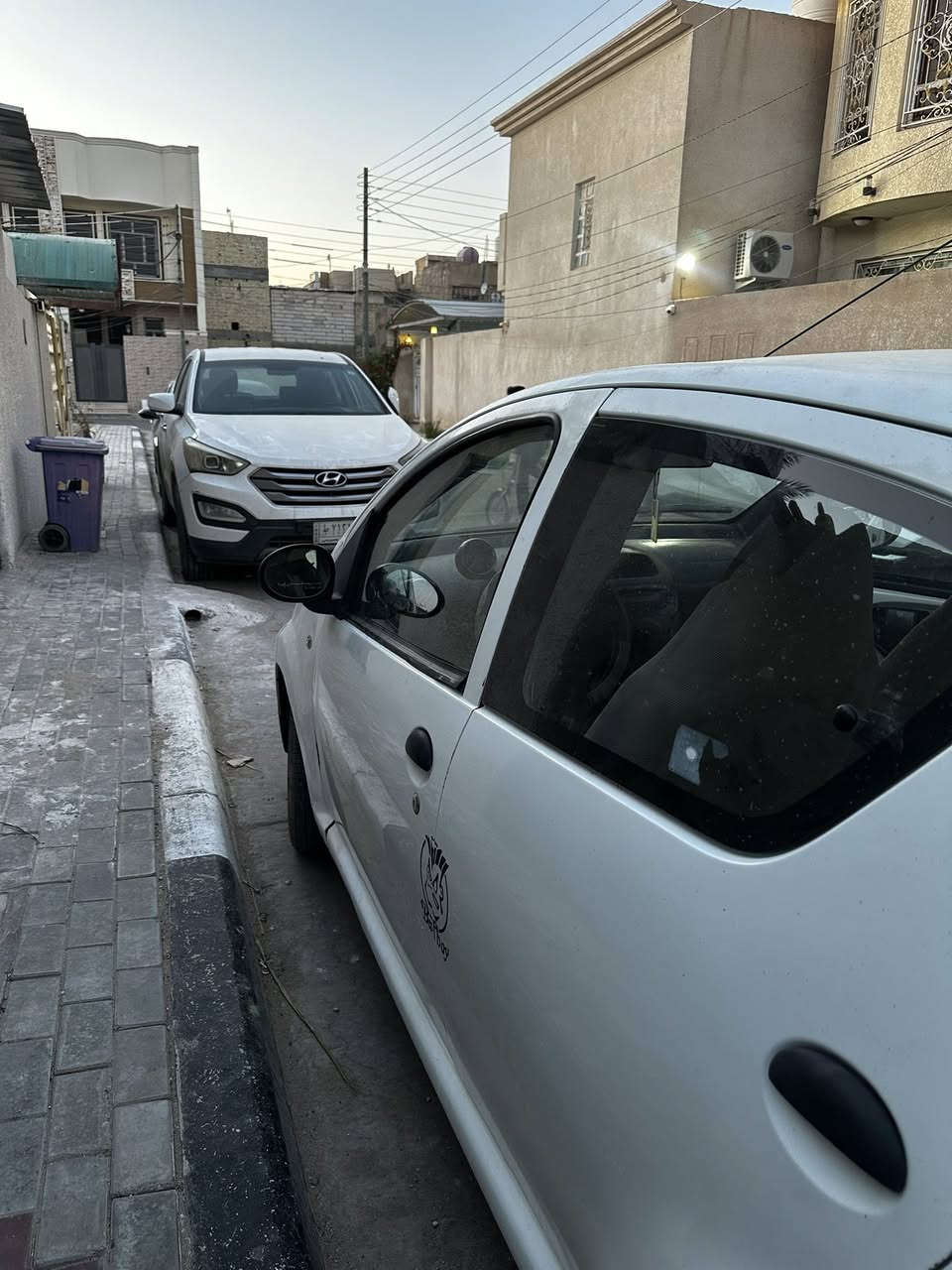 السلام عليكم للبيع بي واي دي f0 بيهة صبغ جاملغ وبنيد السياره كلش حلوه ونضيفه گير عادي گير ومكينه كلش حلوات مكانها كربلاء وراعيها بكربلاء سعرها 30 وبيهة مجال قليل ‭

‭0771 821 0321‬
