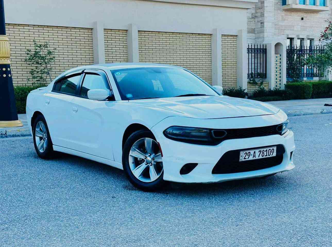 سلام عليكم لبيع جارجر مديل 2015 معلايه 16 مكينه 3600 
رقم نكليزي تحويل مباشر 
سياره بوليسي سياره مكفولا
 ماعده جاملغ وبنيد سياره جديده حيل تبريد ثلج حداديه تخم تاير كله جديد منضومه غاز بانزين سعر 145 ستفسار كثر   ‏‪***********‬‏مكان سياره كربلاء كربلاء, العراق
