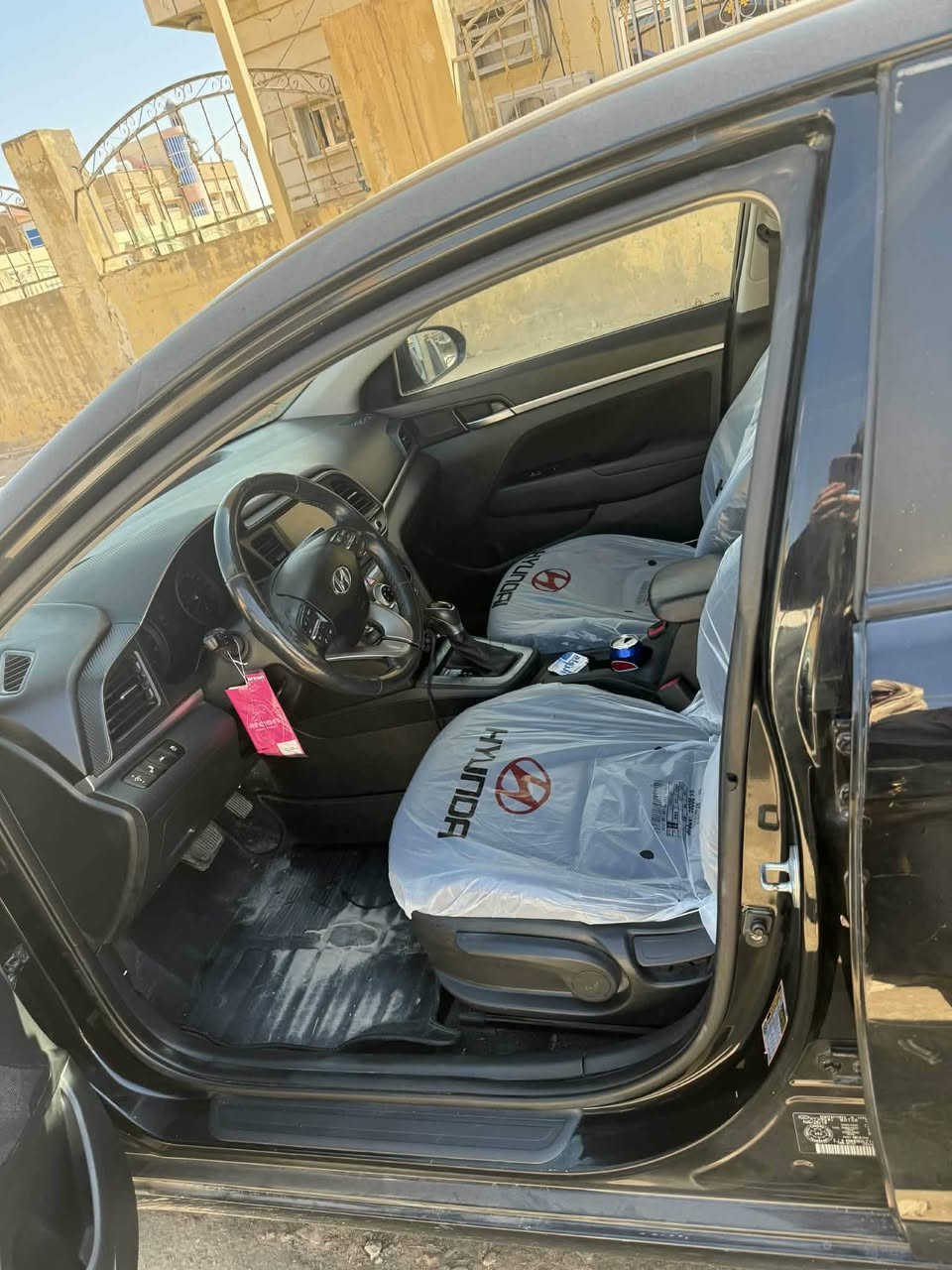 سلام عليكم النتره موديل 20 صور الحادث موجوده بالمنشور كير مكينه حداديه كفاله العنوان دوانيه عفك السعر125 وبيه مجال الاستفسار على الرقم ***********
