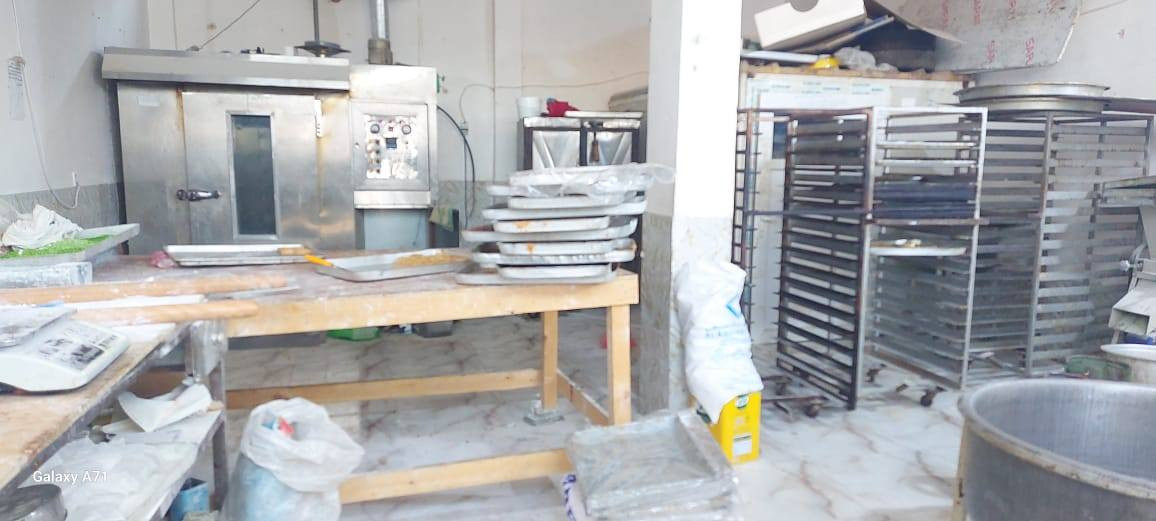 السلام عليكم
فرن للبيع كامل مع ملحاقاته للعلم الفرن شغال عدم التفرغ لحصولي علئ تعيين

للاستفسار الاتصال على الرقم

المكان كربلاء

***********

***********
