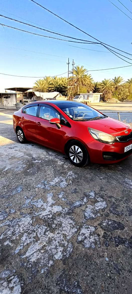 كيا ريو موديل 2012 خليجي فول مواصفات مكينه ١٦٠٠ دوش مكفوله من كلشي كير مكينه صدر جديد تخم تاير السياره جاهزه ع اخر حبايه 
السعر ١٠٥$ وبيها مجال 
العنوان : بغداد الدوره 
للاستفسار : ***********
