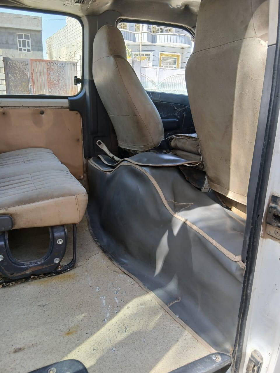 ***********
موديل 2013 كاز
