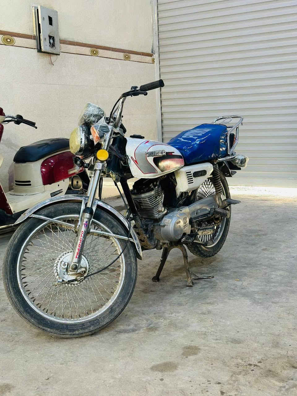 اسلام عليكم 4كير موديل 20 مكينه مامفتوحه اوراق كامله جاهزه كهربائيلت شغاله مكاني محموديه سعر 425 وبيهاا مجال ***********،،///***********
