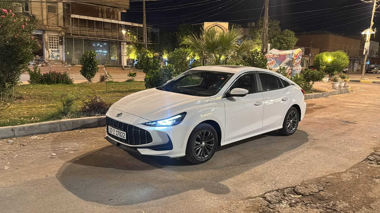 للبيع MG5 GT 2025 
115$ وبيها مجال بسيط 

بصمة تشغيل
بصمة ابواب 
بصمة جنطة
كشنات جلد مطعمة احمر
سلايت روف
تحكم استيرن جهتين
تبريد امامي خلفي
حساسات خلفية
كامره 360 درجة
مراية كهربائية 
مراية شفط
اشارة بالمرايا
اوتو هولد
سايد بريك كهربائي
لايتات زنون بلادي شركة
بك لايت ليزري
ويل كب
شاشة معلومات ديجتال
شاشة معلومات كاربلي
بلوتوث
خرائط
شاشة فول لمس
السياره بوضع الزيرو ماشيه 20 الف مكفوله حتى من البارد 
*********** 
الي يحب يتواصل واتساب او اتصال
السياره موجوده بالنجف
