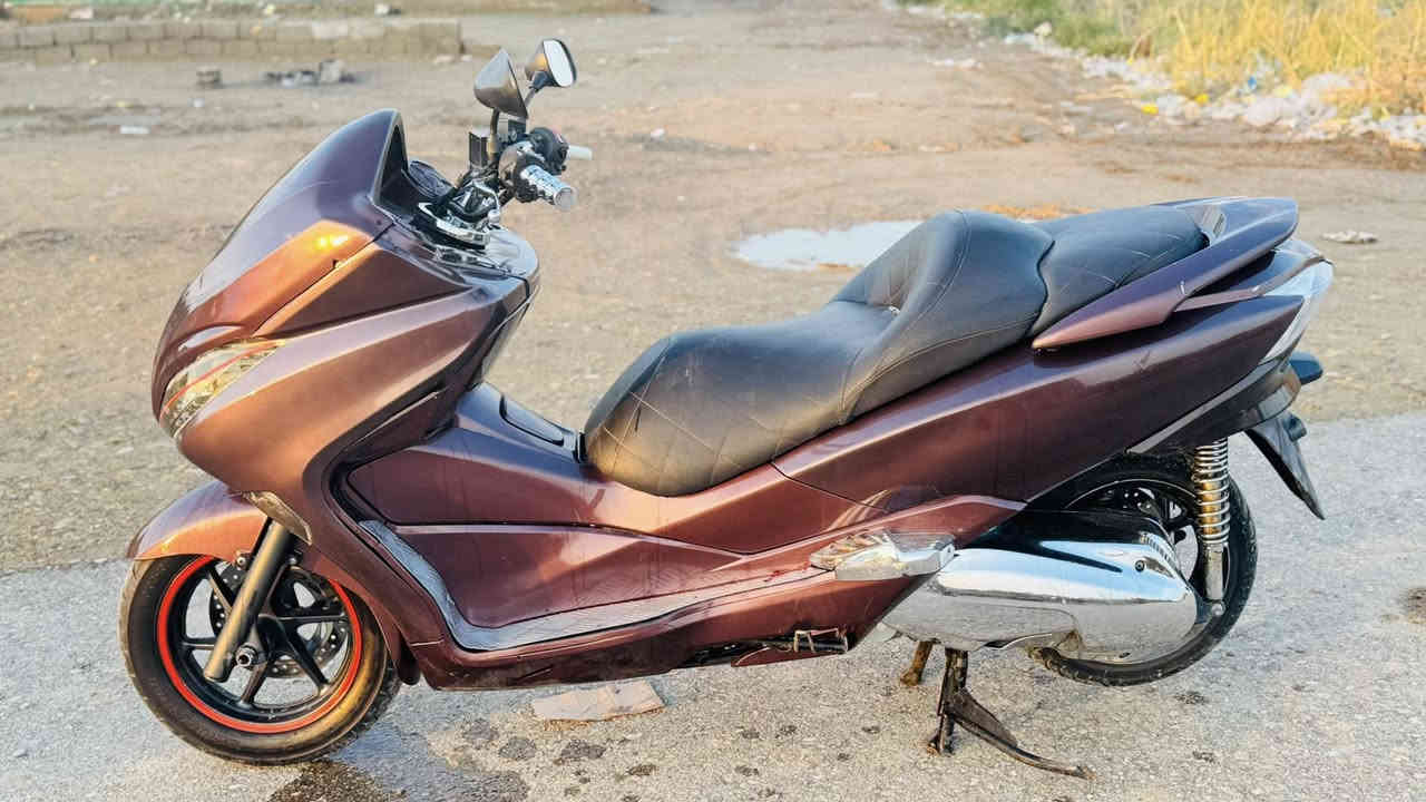 للبيع فورزه 010 السعر 2 مليون وربع وبيه مجال للاستفسار الاتصال على الرقم ***********
واسط قضاء الحي
