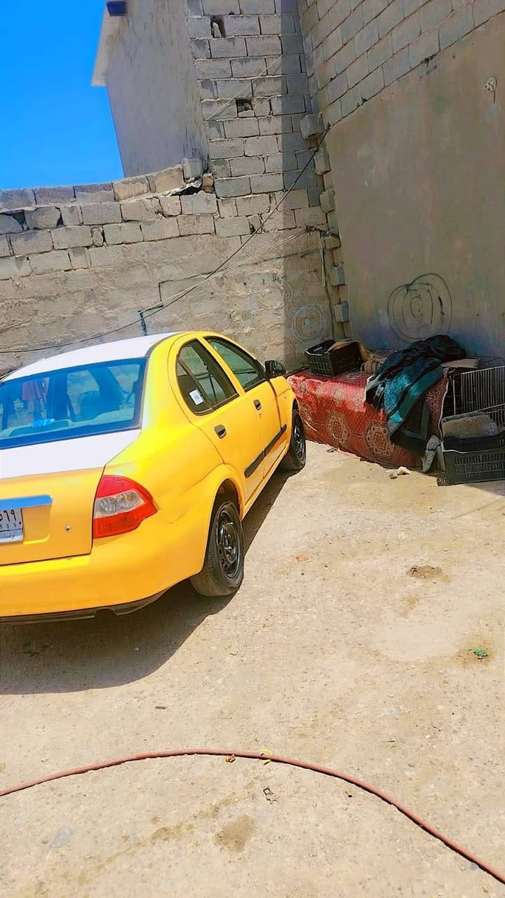 سلام عليكم طيبه للبيع موديل 2015 مكينه وكير وتخم تيرء وحداديه خير من الله مصفر هيئة  وغرامات تحويل كبل سنوي 2028.      ***********.   95 16 2888  077
