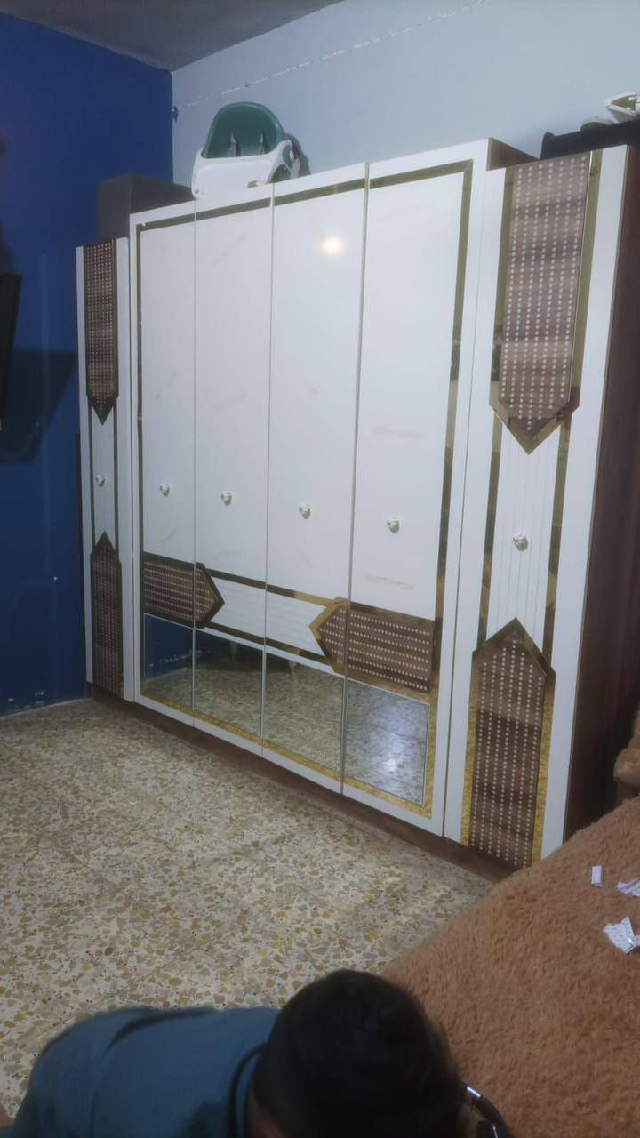 السلام عليكم
غرفه تركي 7 قطع نضيفه كلش نضافته 90٪
السعر 450 مكاني نجف حي الشرطه مستعجل على بيعته تليفون ***********
