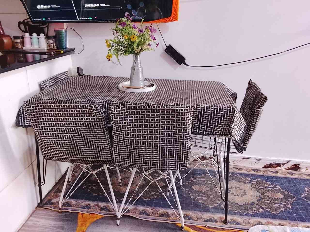 كاونتر حرف ايل مع طباخ والاوفن السعر 650 وبي مجال 5امتار كله مرمر  والميز طعام75


**إذا كنت صاحب هذا الإعلان وتريد حذفه لأي سبب، رجاءا أرسل رسالة إلى الدعم الفني**