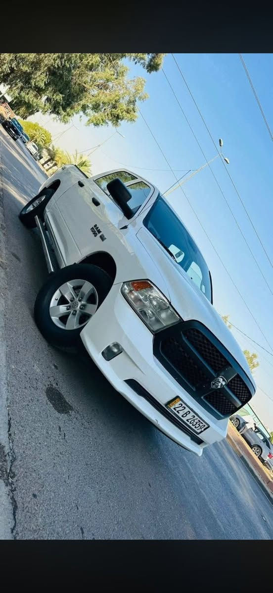 سلام عليكم دوج رام كلاسك ٢٠١٨ باب طويل بدي قصير المرغوب محرك ٨ سلندر 5.7 وارد خليجي مكفوله كفاله بس بيه بارد قليل داير مال الجاملغ الخلفي مال تاير  سياره جديده ماشيه  ٤٨ الف سياره على وضع الشركه مكان السياره بغداد 
***********
