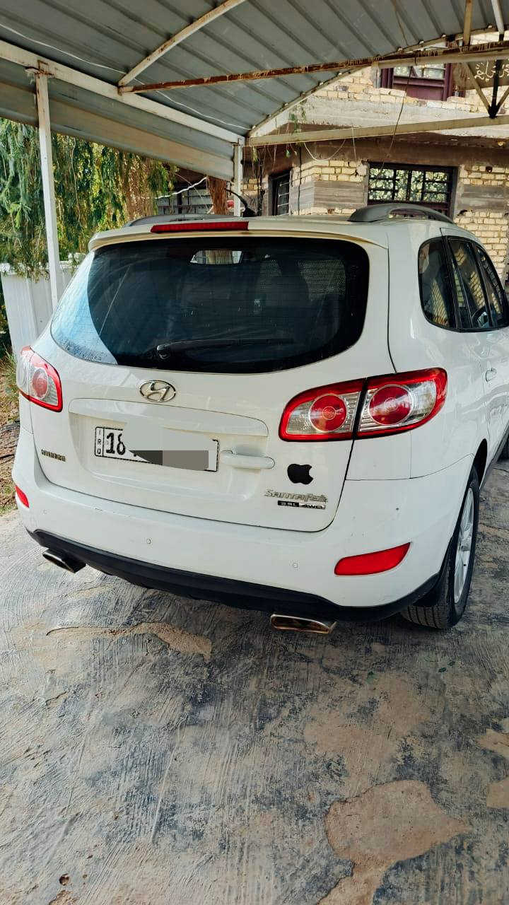 السلام عليكم 
2012 سنتافي خليجي للبيع
سته سلندر (7 راكب)
تبريد 3 قطع 
فول ماعده فتحه 
بسمي رقم بابل جديد تحويل ثاني يوم
سيارة مال جناي جديدة على وضع شركة العامه
السعر 160 وبيها مجال للطيبين
مكاني بابل
اتصال ***********
غير موجود على فيسبوك
