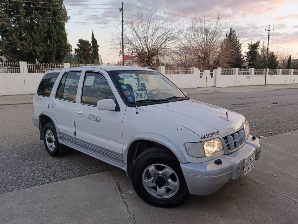 فرۆشتنی خێرا 
***********
کیا سپۆرتاج مۆدیل 2001 گێڕعادی مەکینە 16وبەخ بیلاد  گێرومەکینەو ئەکسل 
 بەشەرتی فیتەر ڕەقەم سلێمانی سەنەوی تازەیە تانزیکی 2027بەشەرتی تەحویل خەرامە بڕاوە 258 هەزاری هەقیقی ڕۆشتوە  تەبریت ساردو گەرم بەشەرت فول مواسەفات چوارجام کارەبا ئاوێنە کارەبا سویچ کۆنترۆڵ ویل کرۆم کارەبای هەموگیانی ئیشدەکات    بێدەعمو لێدراوە تەنها سێ پاریچەی بۆیاخە وەک شەریکە ماوەتەوە چوارتایەوویلی جوانی  لەژێرایە سەیارەکە زۆر توندوتۆڵەو بێتەقەوڕەقەوبێ نوقسانیە کامل جوان کاری بۆکراوەو 
ماڵی دۆستە بەس ماشەڵای ئەوێت 
سعر 40 موعامەلە یەکی کەم 
ناویشان زەڕایەن هەڵەبجەی تازە
*********** السليمانية, العراق
