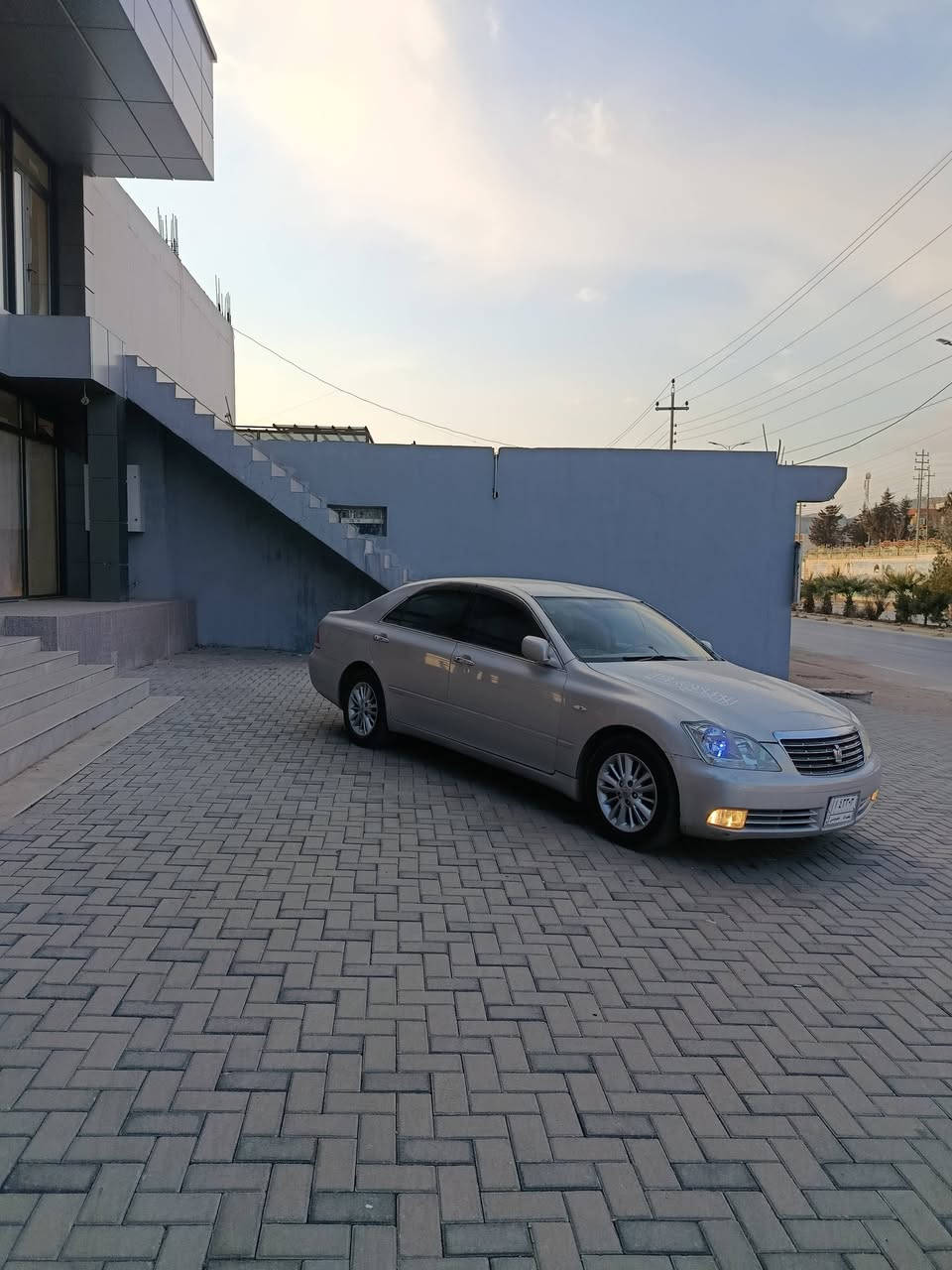 شاهینە بەحری ۲۰۰٥ بڕاوە ناو زەرد
کامل مەسرەف 
بێدەعمو لێدراوی بێ چاڵو شخوت 
بێ تەقەو ڕەقە 
هەردوو جامی هەڵگیراوە تەبریدی سادو گەرمی بەشەرت 
چوار تایەی لۆکی لەژێرە 
دو پارچە بۆیاخی ئەو روپای هەیە بێ ناو گرتن 
سعری ٤٥ گەڵاو معامە 
شوێن سەیدسادق ***********
ئەدمین
