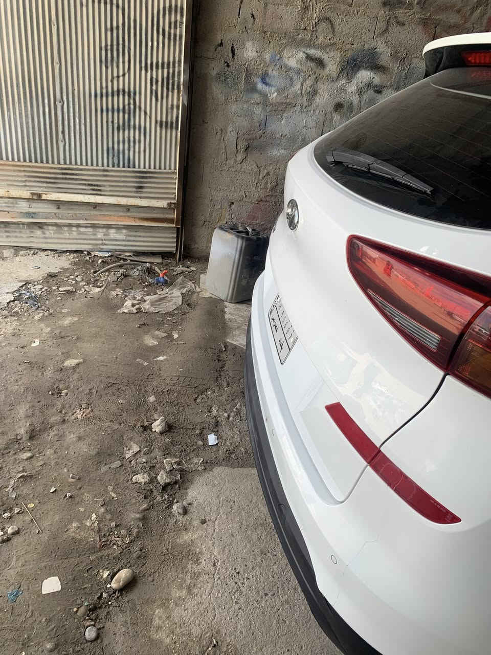 توسان موديل ٢٠١٩وكاله الكاصد بيه بابين مبدله عكس السايق وشويه بلتكمه والباقي مكفول السياره فول مواصفات مكانه بغداد  ابوغريب السعر ١٦٥بيه مجال***********
