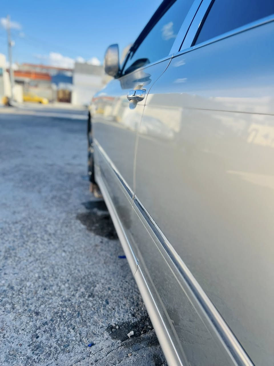 فرۆشتنی خیرا شاهینە براوە براوە لۆک ٢٠٠٥ بەسمە رەش
١٨٢ بی دوکەل بی چالو شوخت کەڤەرو شانسی بەشەرت سەقفی شوشەیەلۆک بی دەحمو لیدراو
مواسەفات ٣دوگمەی سپۆرت کوشن کارەبا  کوشن جلد ناوقەیسی🍑پینج بەسمە شاشەو کامیرا لایت ناوچە کویر ئاوینە شەفتو ئۆتۆ 
ویلو تایەیی دینگەی لۆک کامل مەسرەف سالنسای سپۆرت  سەیارەکە ٢٥٠ مەسرەفی نیە شوین چەمچەمال  سعری ٤٨ گەلا💵مشتەریت تیلکە***********
