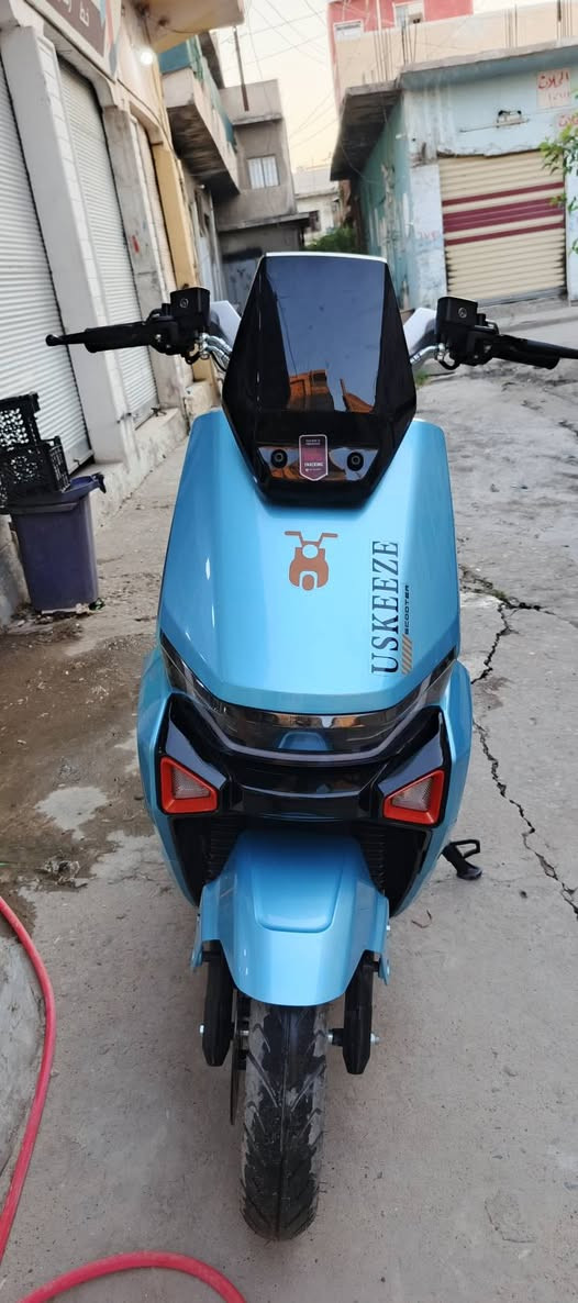 ماطور شحن للبيع جديد مستخدم 10 ايام فقط 
ملف 3500 W 
76V 
40امبير 
السعر مليون و ميتين 1200.000
***********
***********
