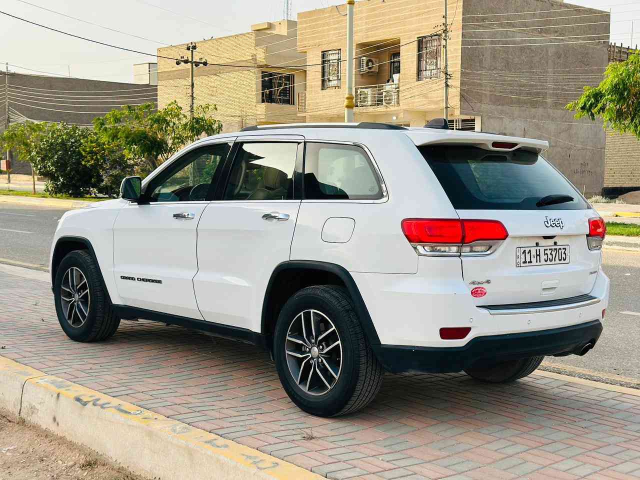 جيب شيروكي لمتت 2017السعر 172مكينه 3600فول مواصفات حادثها مال امريكه جاملغ او بنيد داخل بيجي فتحه شاشه جبيره شفتات بل ستيرن تتفئه او تبريد بل كشنات كشنات جلد كهرباء دمام خلفي ستيرن كهرباء كشن ذاكراه ماشيه 150الف كيلو جنطه كهرباء سياره جديده او جاهزه رقم بغداد تحويل مباشر مكان سياره كربلاء للأستفسار ***********
