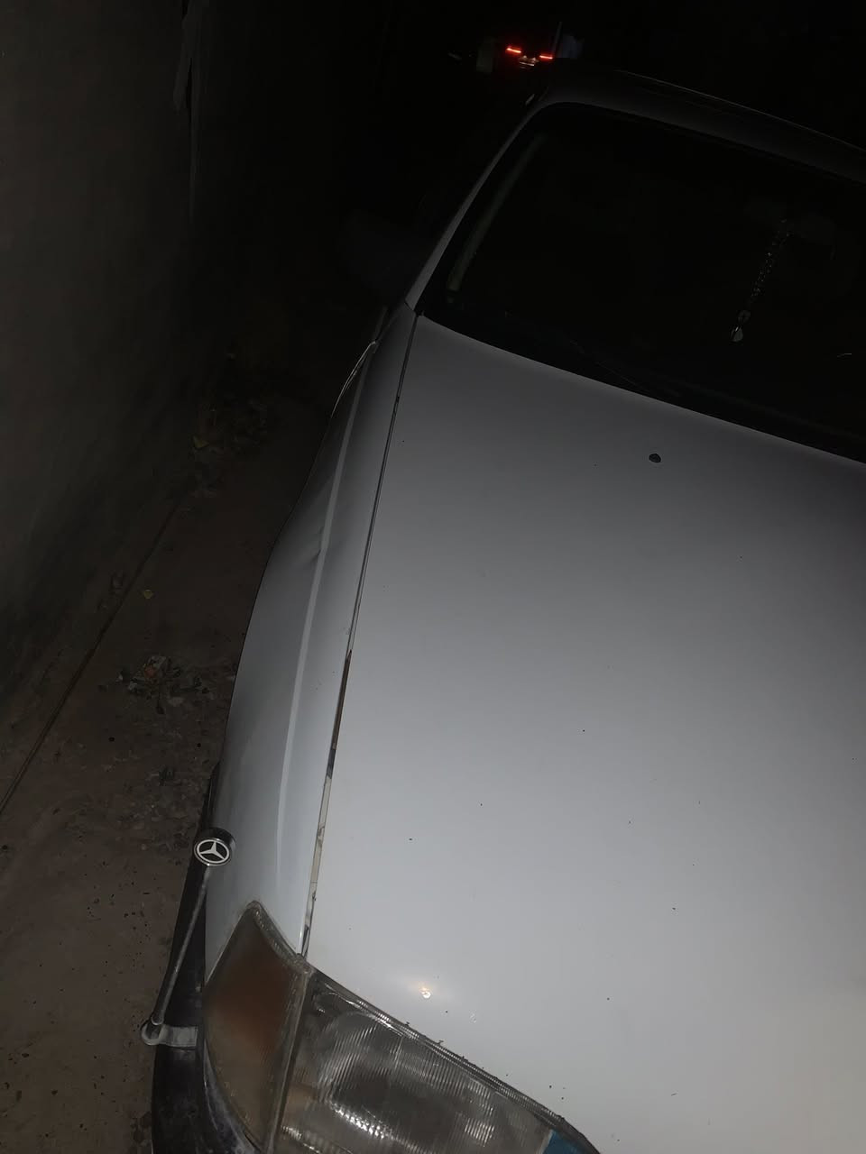السلام عليكم أوبل اوميگا للبيع كير مكينه شرط بدون صبغ سنويه لل٢٧ أربع تايرات جدد السياره مكفوله من كلشي السعر ٢٥وبيها مجال شي قليل***********
