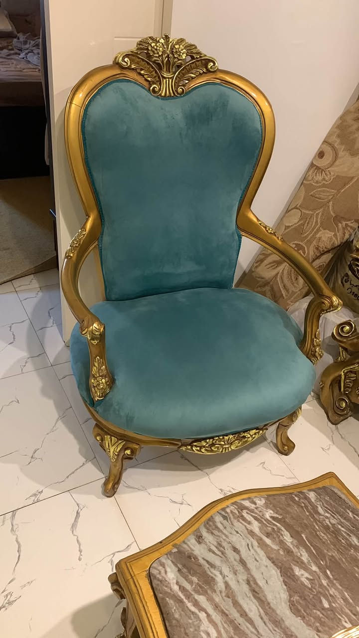 صالون دمياطي 
بحالته ب١٠الاف بدل ١٢ 
فيصل العشرين


**إذا كنت صاحب هذا الإعلان وتريد حذفه لأي سبب، رجاءا أرسل رسالة إلى الدعم الفني**