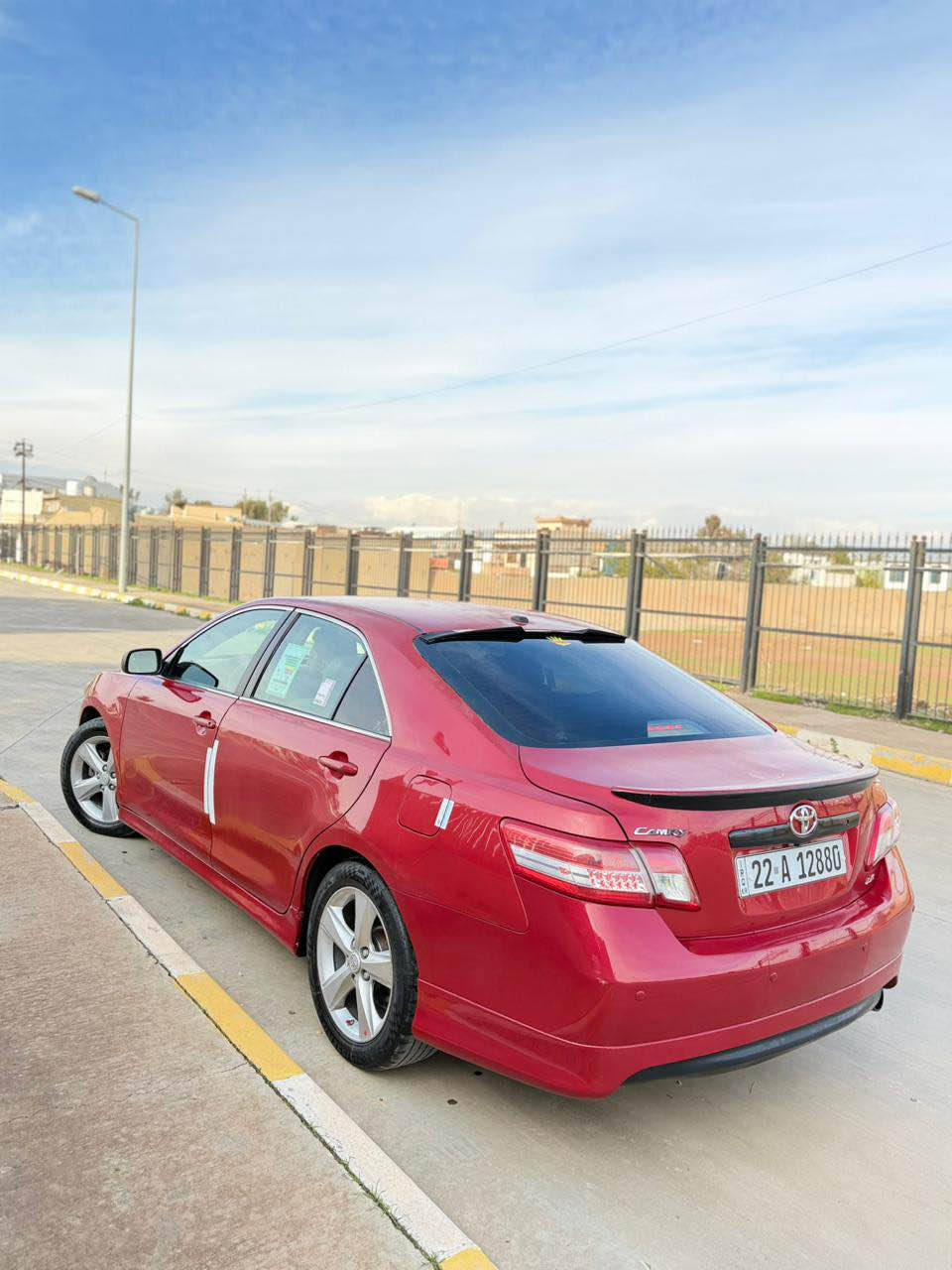 كامري 2010 رقم سليمانية
رقم وسنوية جديدة لحد 2027 شهر ال 5
محرك 4 سلندر حجم 2,5
كير ومحرك بدون صوت وصرف وبخار وتنقيص
مواصفات Le
شاشة وكاميرا خلفية 
كشن سايق كهربائي / حساس دعامية خلفية
تحكم استيرن / تحديد سرعة
طخم صدر امامي خلفي شرط
منظومة لايتات زينون عالي و ناصي 
بلاجكتور امامي / بك لايت زينون بلادي
مكاني كركوك إسكان قرب مستشفى أزادي
شرط التحويل والغرامات
بيها صبغ باب و جاملغ وحافة بونيد 
سعر 102 $ بيها مجال للطيبين

آسيا واتساب ***********
كورك.            ***********
شراي اتصل وتدلل 🌷 كركوك, العراق
