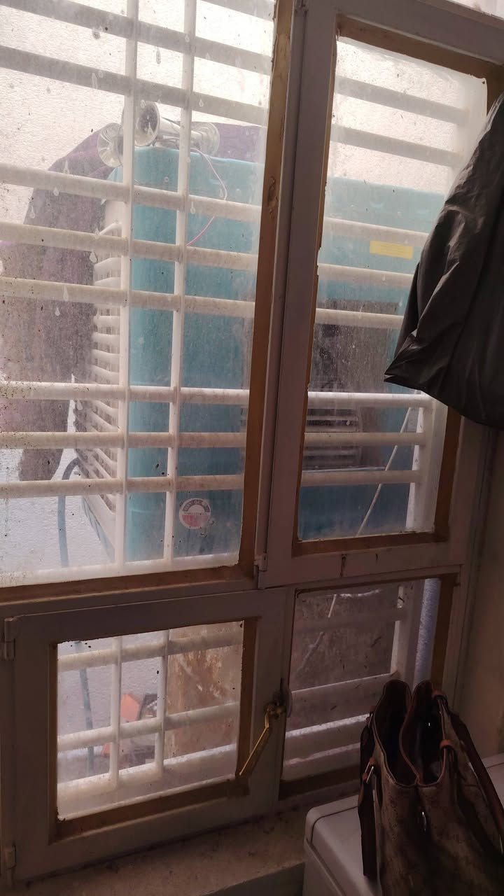 غراض للبيع بسعار مناسبه الاستفسار ***********بس رمش
