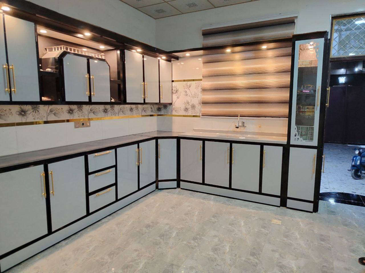 "🌟#معمل_الإبداع_للمطابخ_الحديثة_والعصرية 🌟

[تم تسليم الطلبية شايفين كل الخير 🌙🤍] 

_رمضان كريم!🌙 🎉 نقدم لكم عروض وخصومات مميزة على جميع تصاميم المطابخ العصرية. اجعل مطبخك جزءًا من شهر الخير معنا!

🕋 خصومات تصل إلى %30 على جميع الطلبات 🕋
📍 العنوان: تكريت - القادسية
📞 تواصل معنا الآن:
*********** 
*********** 
رمضان مبارك 🌙"
