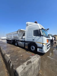 فالفو نساف 2012للبيع  عربانه 4دناكير للستفسار اتصل ع رقم التالي   ٠٧٧٣...