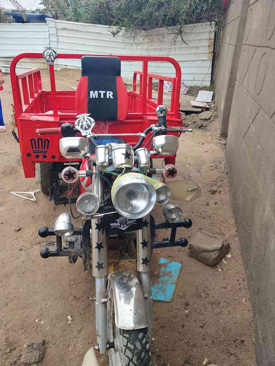 سلام عليكم ام تي ار للبيع سعر 1300 مليون وتلث ميه بيه مجال رقم الهاتف  ***********
