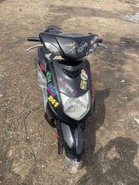 متاح سكنز نثيه 140  ما بيها نقص سلف شغال.  مكنيه مكفوله  مكان فلكه سلم...