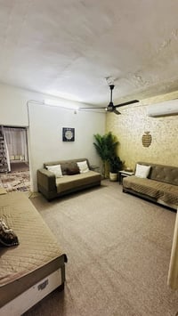 بيت للبيع منطقة حي النصر الثانية مساحة البيت 280 متر زراعي كاملة خدمات...