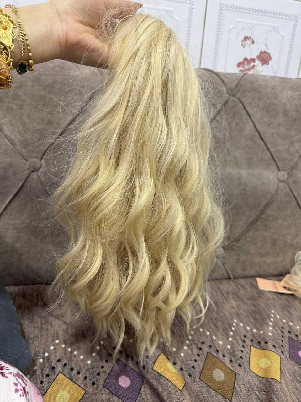 باروكات الياف
ينفركن من جميع الجهات 
وبيهن كذله 
الصفر طولهن للكتف
والمخصله طولها جوه الكتف


**إذا كنت صاحب هذا الإعلان وتريد حذفه لأي سبب، رجاءا أرسل رسالة إلى الدعم الفني**