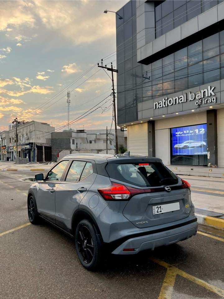 نيسان كيكس 2024 
مواصفات SV+ 
ماشية ١٣ الف 
لون سمنتي 
وارد كندي بدون صبغ 
رقم سليمانية  
هاند بريك كهربائي 
اوتو هولد 
نقاط عمياء 
رادار امامي 
حساسات خلفية 
مكان كركوك موجود وياها بطاقة بانزين 
السعر: 153$ ومجال بسيط  
للاستفسار : ***********

