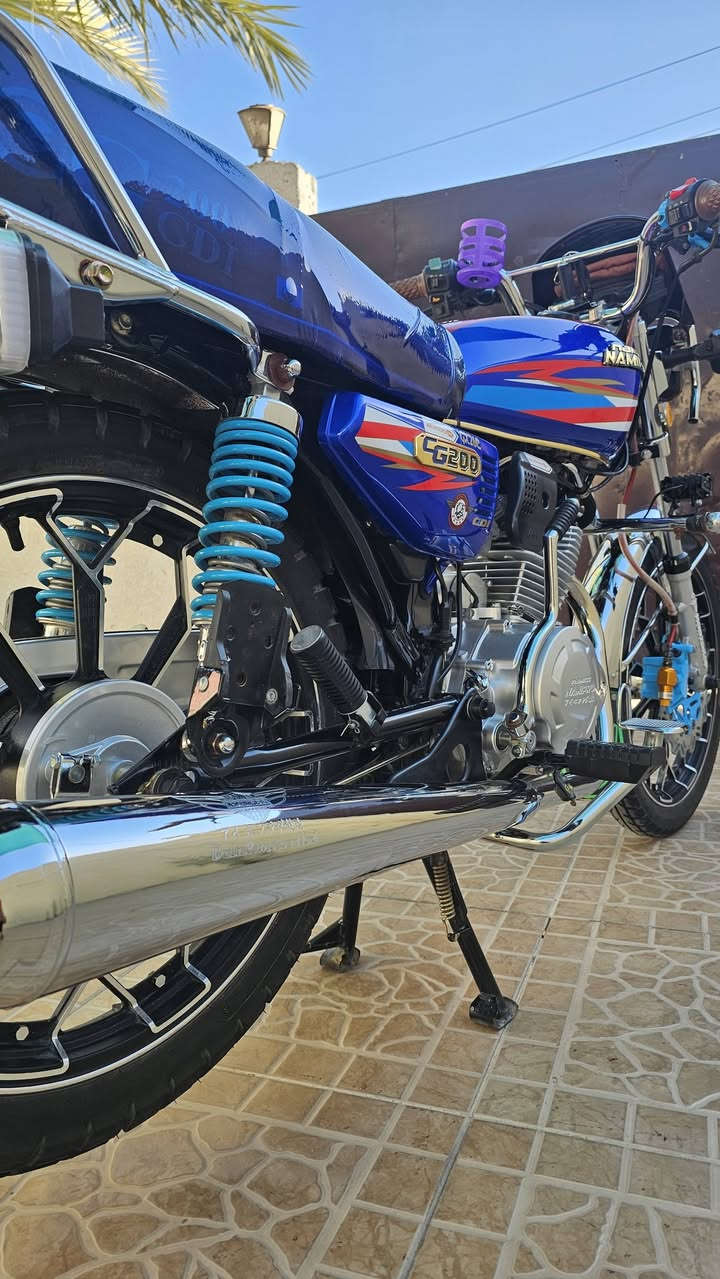 لبيع نامه برو هونزده موديل 25 دراجه كلشي بيهه بلاد حته تايرات شرط مكفوله من كلشي بشرط خاص او اتصل ***********
