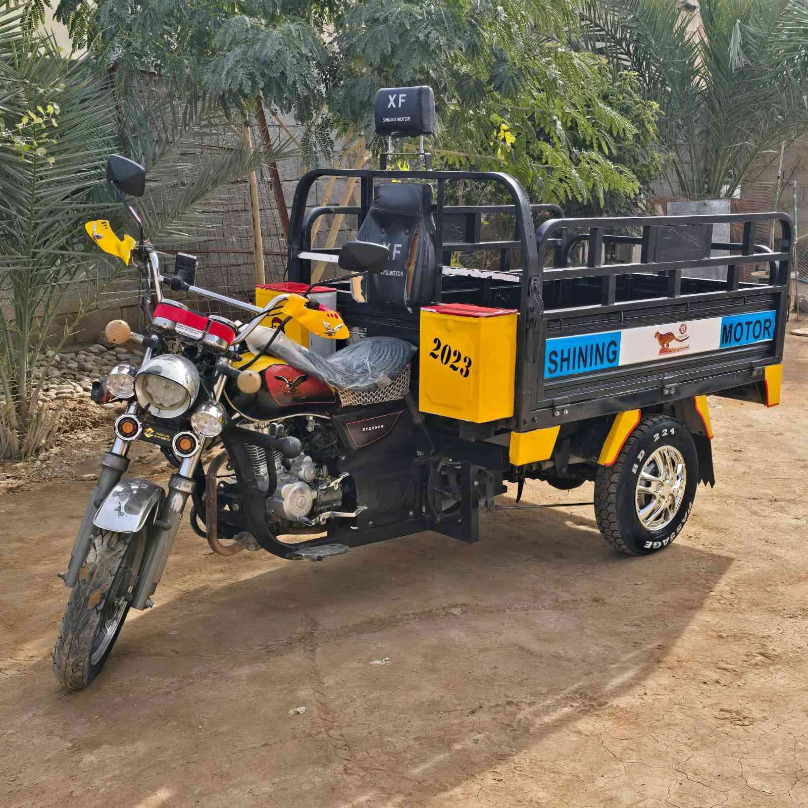 السلام عليكم ورحمه الله وبركاته ستوته جمره البيع موديل 23سعر 1650بيه مجال حك جيه  مكاني طارميه شارع شهداء رقم ***********اثير.   كوارك ***********
