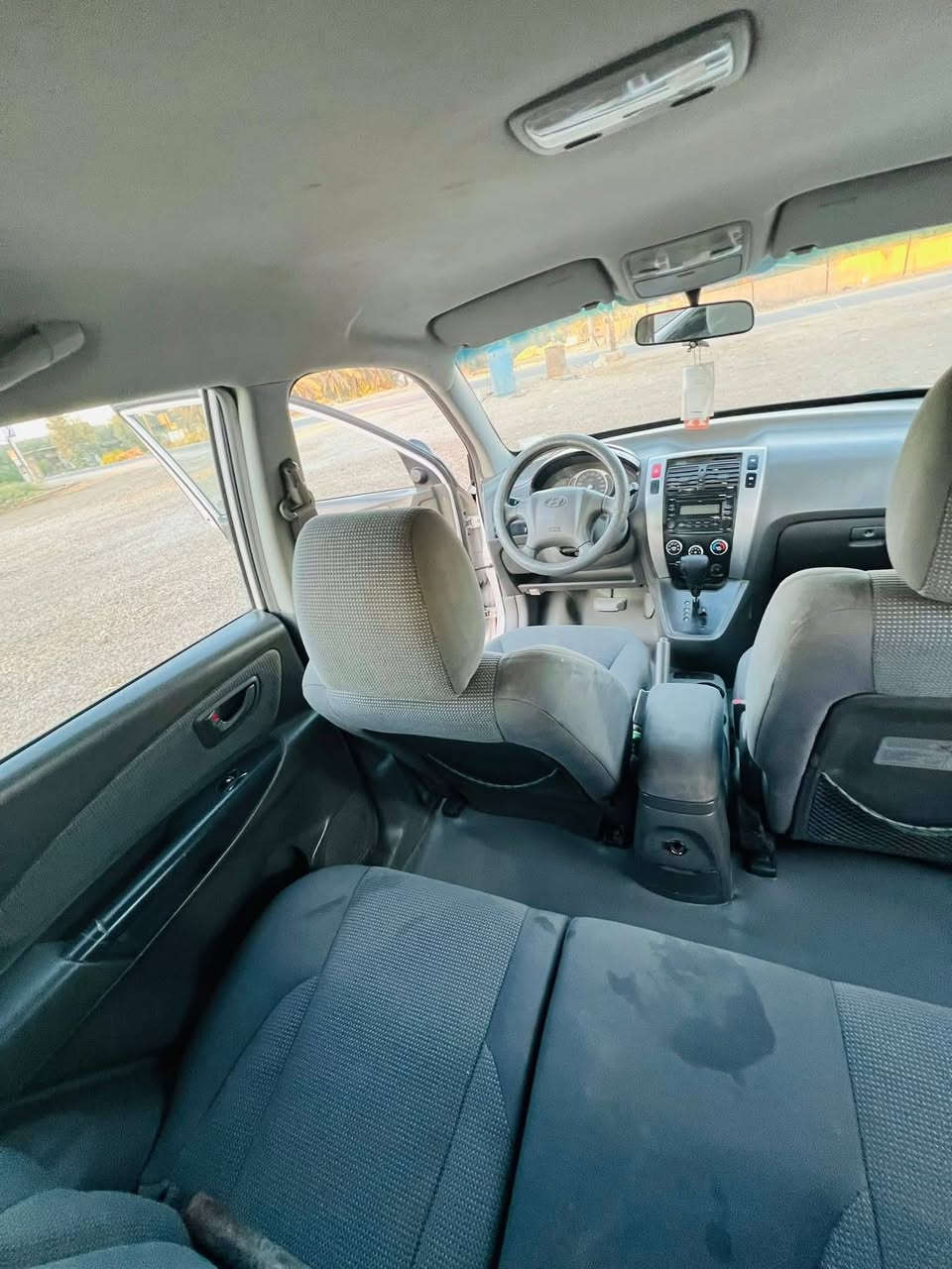 سلام عليكم من رخصه الادمن سياره هونداي توسان خليجي 2008 رقم كربلاء السياره ماشيه  111 الف كير مكينه تبريد كله على وضع الشركه السعر  95 او بيه مجال حك الجيه *********** هذه صاحب السياره اني مكلف بالنشر
