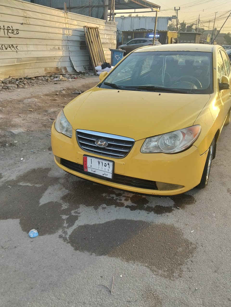 السلام عليكم...النترا 2008 وارد امريكي... الضرر جاملغ امامي ايمن واصل للغد...كير ومحرك مكفولة صدر امامي نضيف...بيهه ضربة جاملغ خلفي صفحة السايق بدون دواخل...سيارة رقم ديالى...السيارة بأسمي  تحويل ثاني يوم ... مشروع وطني...السعر 75 ورقة وبيهه مجال ...مكان السيارة بغداد مدينة الصدر شقق الحبيبة ***********
