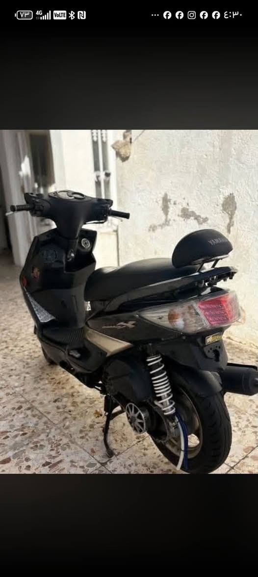 سلام عليكم مستعجل على بيعتها بيها ولفات ضعاف سعر ٣٠٠ الف وبيها مجال *********** للاتصال واتساب ايضن
