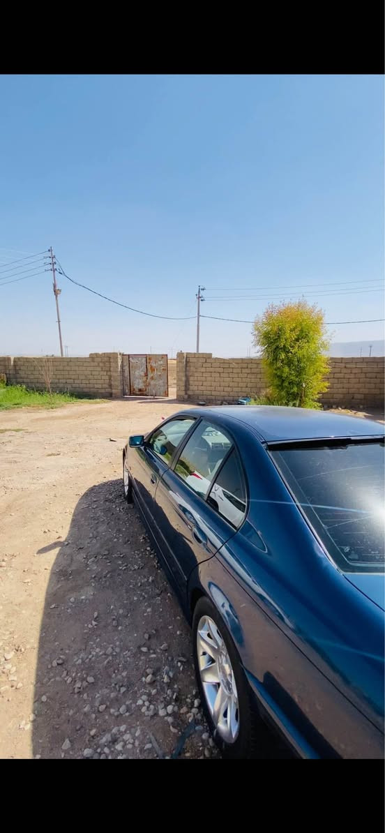 ‏ BMW سەقەر2000 بۆ فرۆشتن مەکینە 525  دەبل دیجیتەل گیر مەکینە کارەبایات تەقەو رەقە هەموو گیانی بەشەرت سەیارەکە رەقەم ئەوروپیە مواسفات كوشن جلد ناوە  زەرد شاش ئایپاد  سەبوخ  حیزام بوجوانى  پێش و پشتی کەپسە  سیارەکە مەنفیست  ئەسڵی لەگەل دایە   نرخی ٥٠معامەلە رقم موبایل  *********** گۆرنەوەش دەکەم لەسەر دل گرتن شيخان, جبيل
