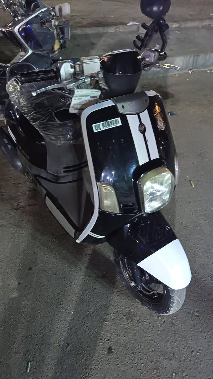 السلام عليكم ورحمة الله وبركاته دراجه بوليسي كابريتر سرعه 120 محرك ولا برغي مفتوح كلشي شغال سلف وهندر وكهربائيات كلهن شغالات نكره سلف🔐 السعر (700) وبيه مجال


**إذا كنت صاحب هذا الإعلان وتريد حذفه لأي سبب، رجاءا أرسل رسالة إلى الدعم الفني**