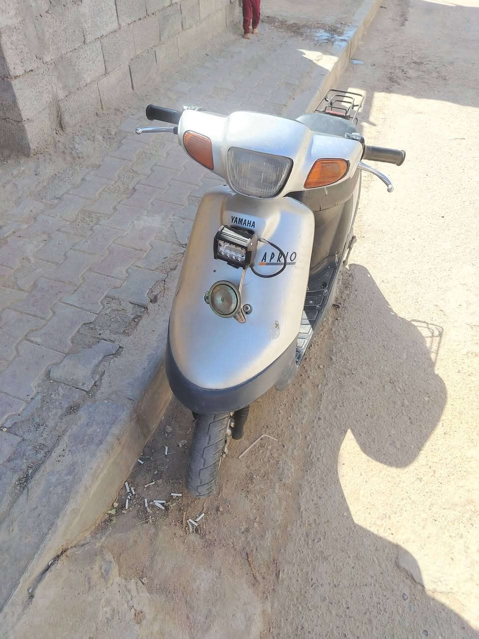 دراجه ياماها بطه ما مفتوح بيها برغي شغاله كلها السعر ٤٥٠ وبيها مجال قليل ميسان مركز المحافظه الاتصال على الرقم ***********
