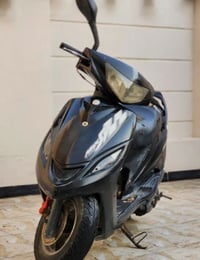 دراجه للبيع مستعجل عليها تصليحات بسيطه بيها واريدها ب400 رقمي 07827977...