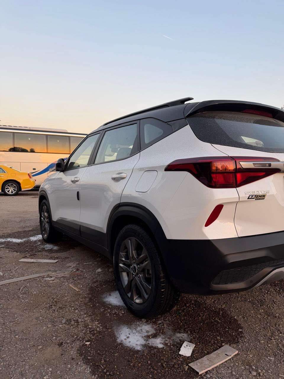 السلام عليكم كيا سليتوز موديل 22 خليجية كفالة عامة ماشية 53 ميل مكان السياره بغداد البنوك وهاذه رقم صاحبهه اني مكلف بالنشر ***********
